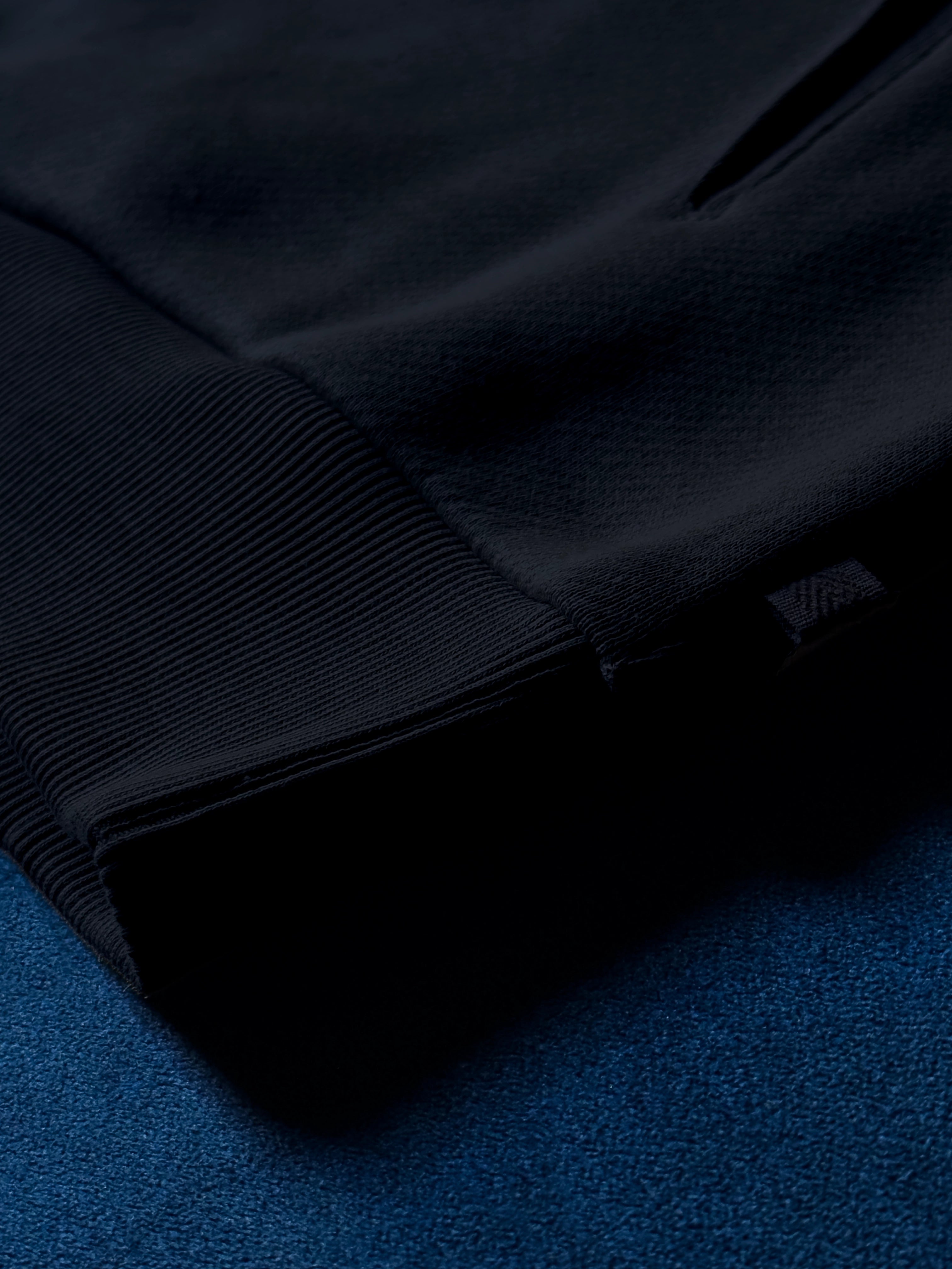 MEN'S OBSIDIAN HOODIE