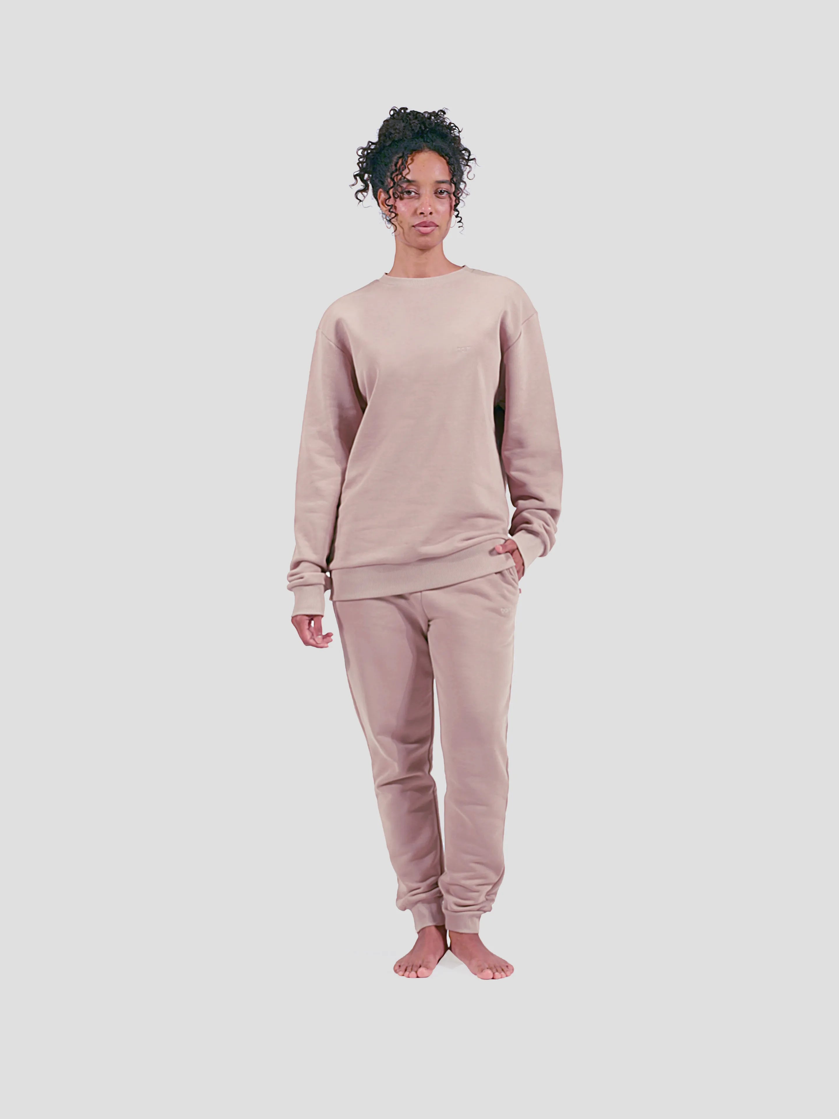 WOMEN'S MOCHA CREW