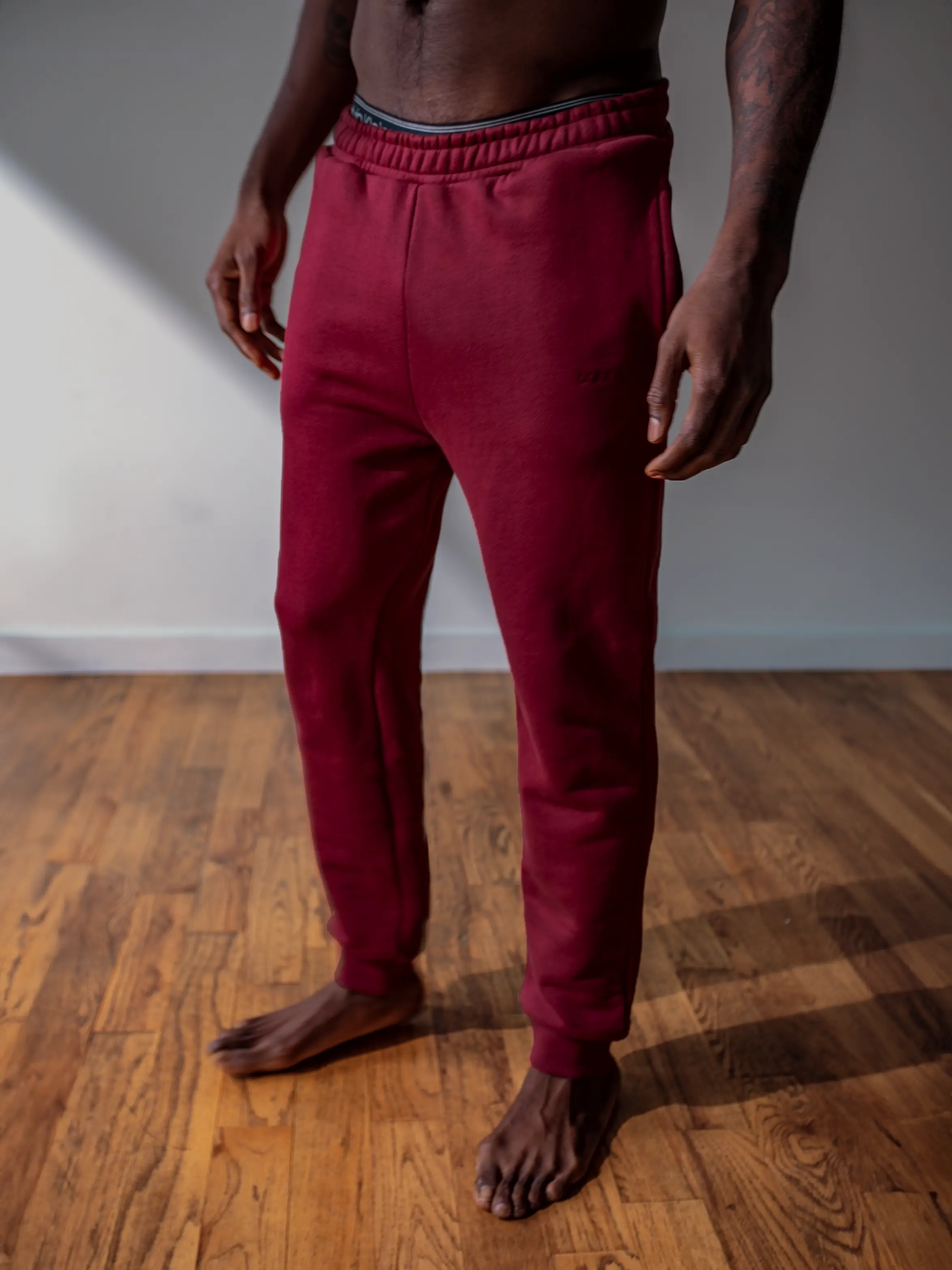 MENS BORDEAUX JOGGERS