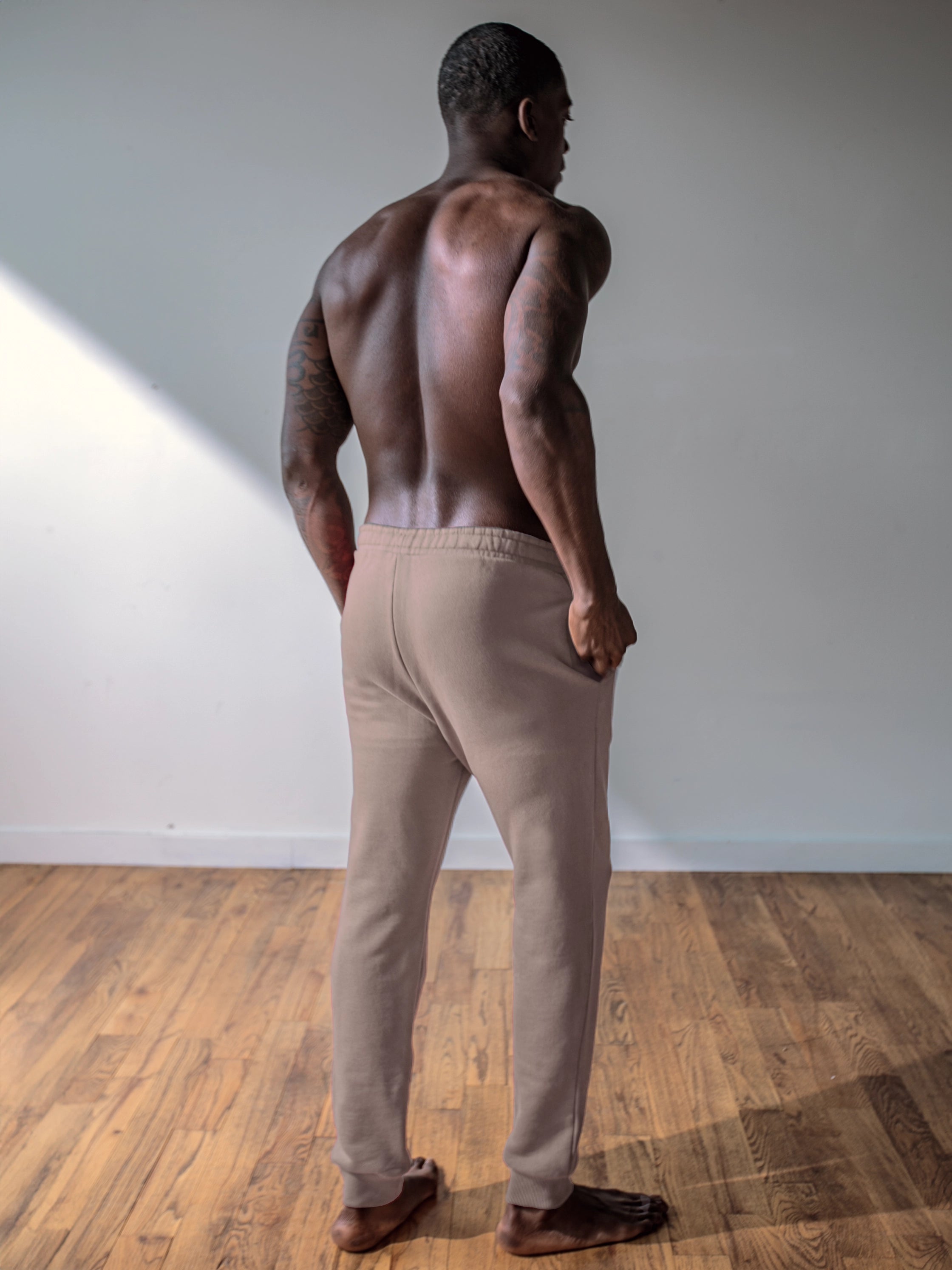 MEN'S MOCHA JOGGERS