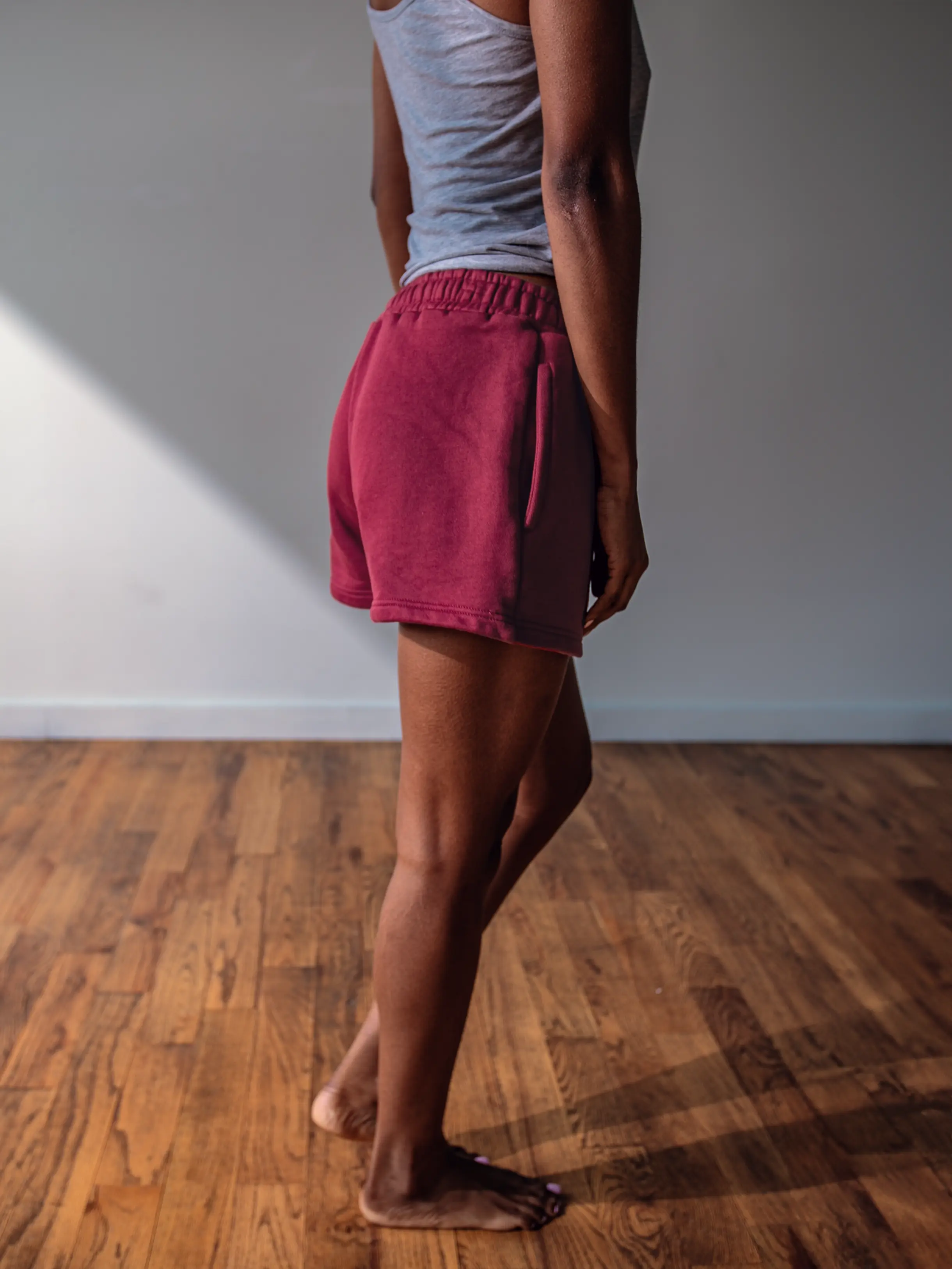 WOMENS BORDEAUX 4" SHORTS