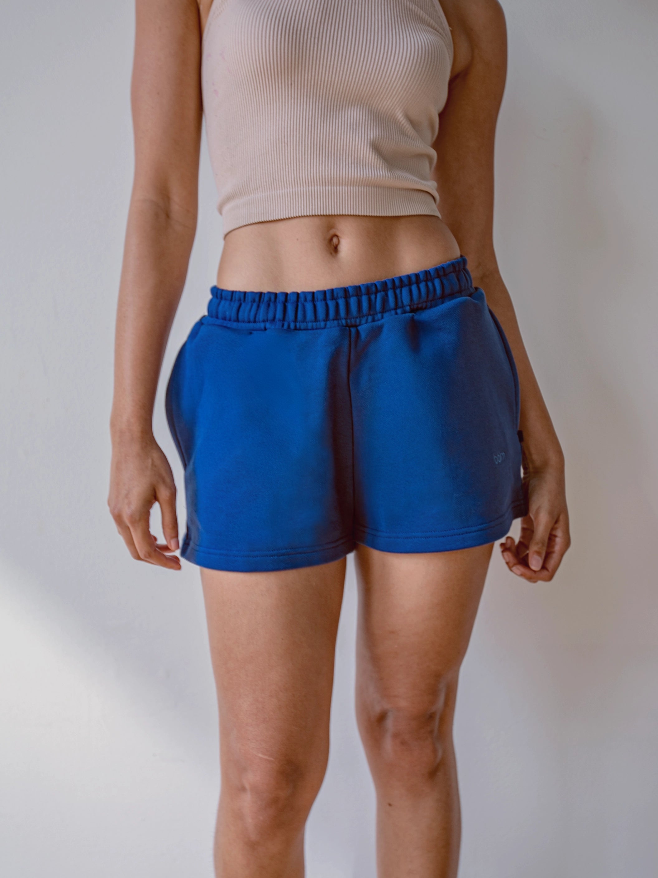 WOMEN'S CERULEAN 2" SHORTS