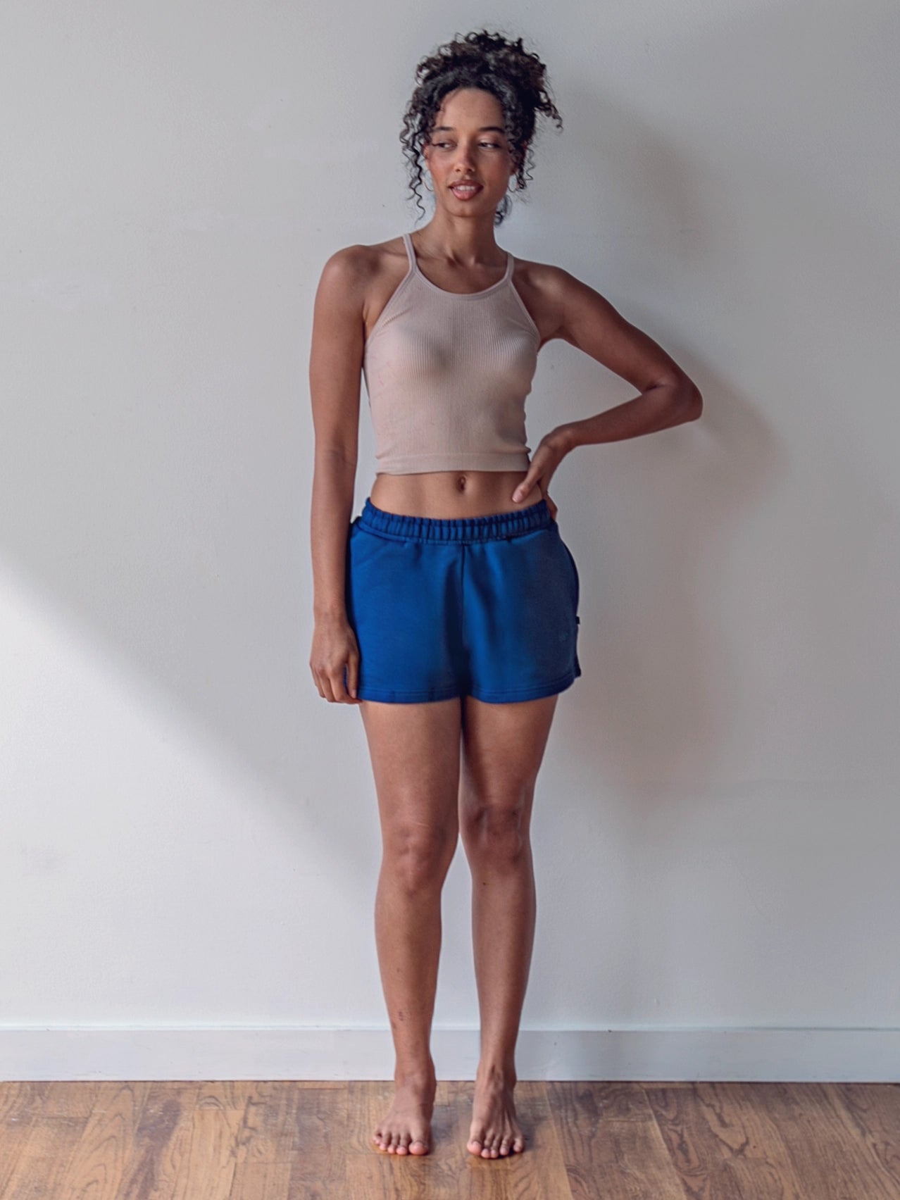 WOMEN'S CERULEAN 2" SHORTS