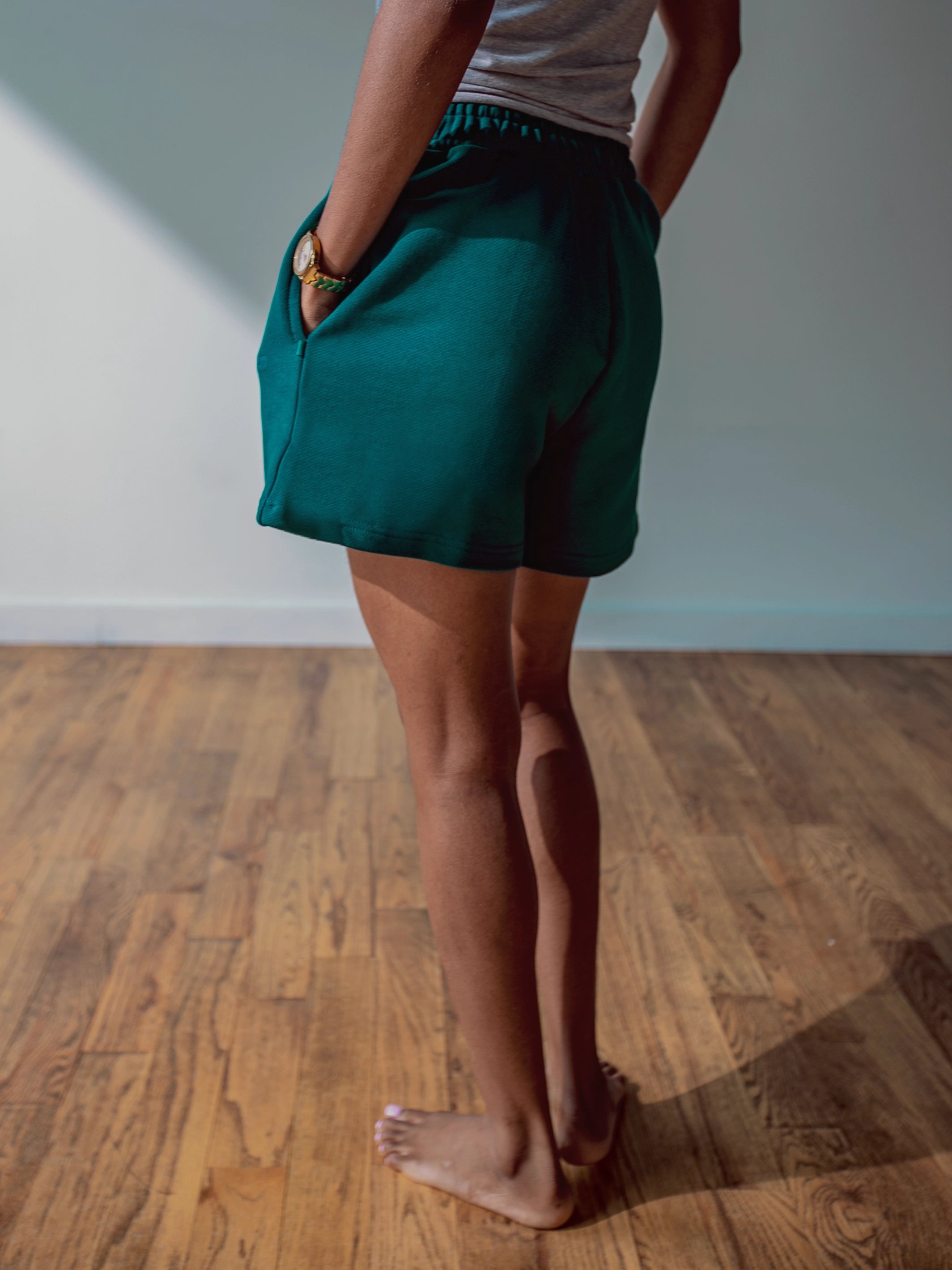 WOMEN'S EUCALYPTUS 4" SHORTS