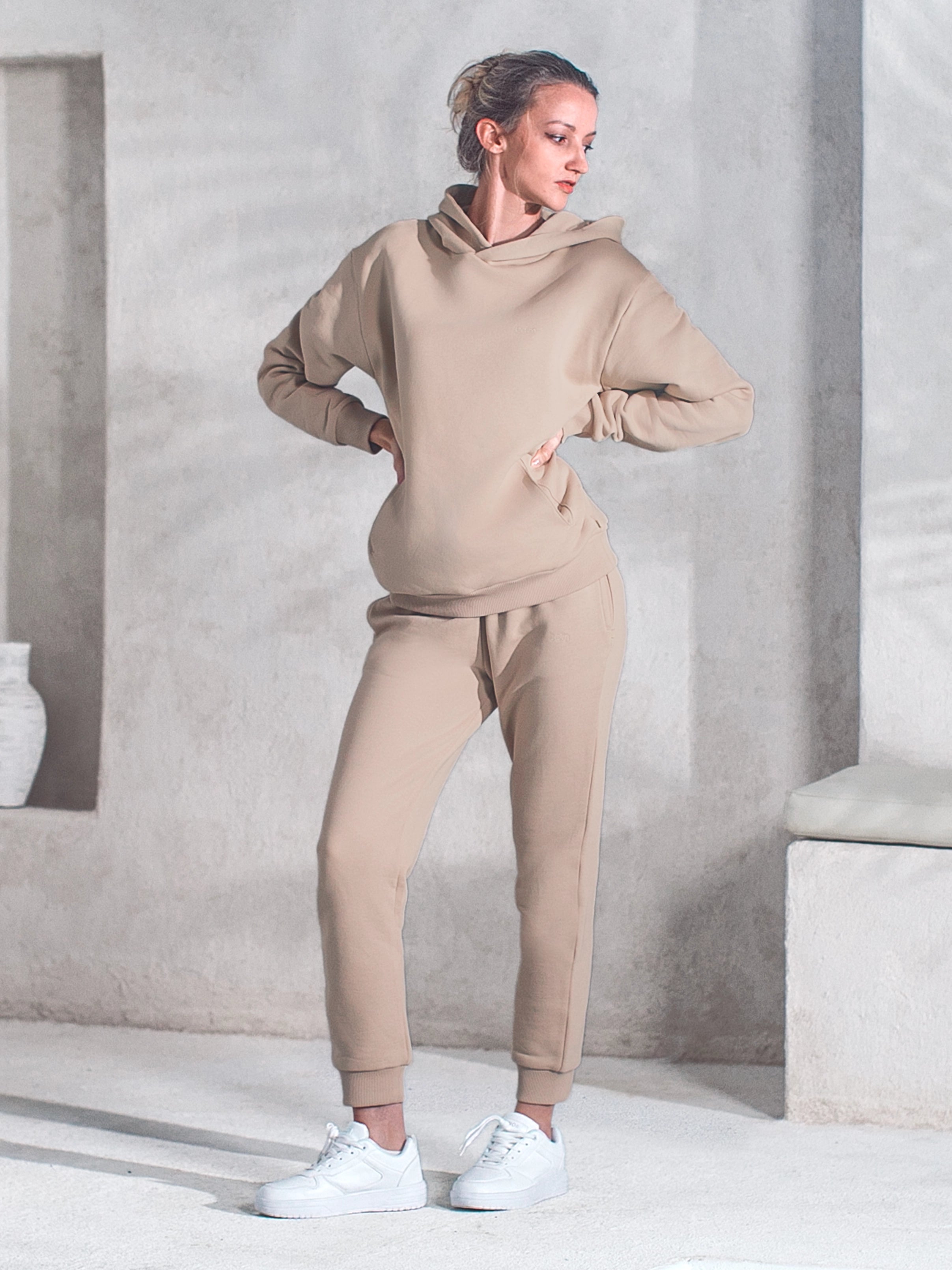 WOMEN'S MOCHA HOODIE