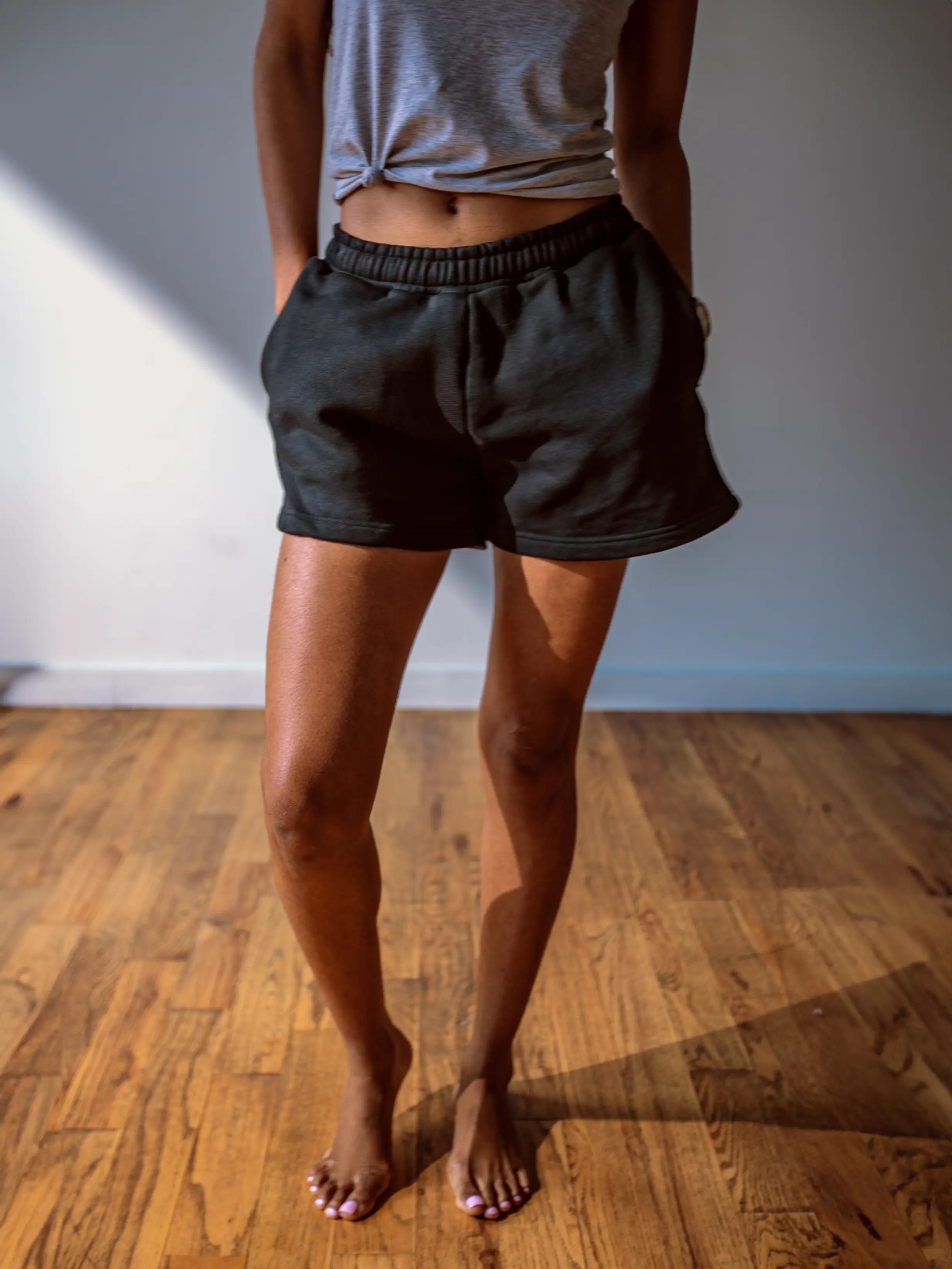 WOMENS OBSIDIAN 4" SHORTS